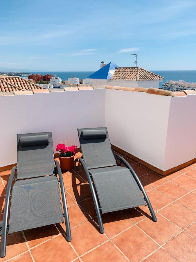 Penthouse Mit Private Dachterrasse Und Blick Auf Das Meer, Berge ,Hafen Естепона Екстер'єр фото
